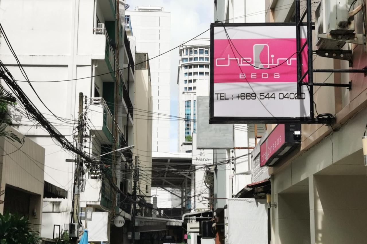 Cheqinn Bed Sukhumvit 4 Nana Plaza Bangkok Exteriör bild