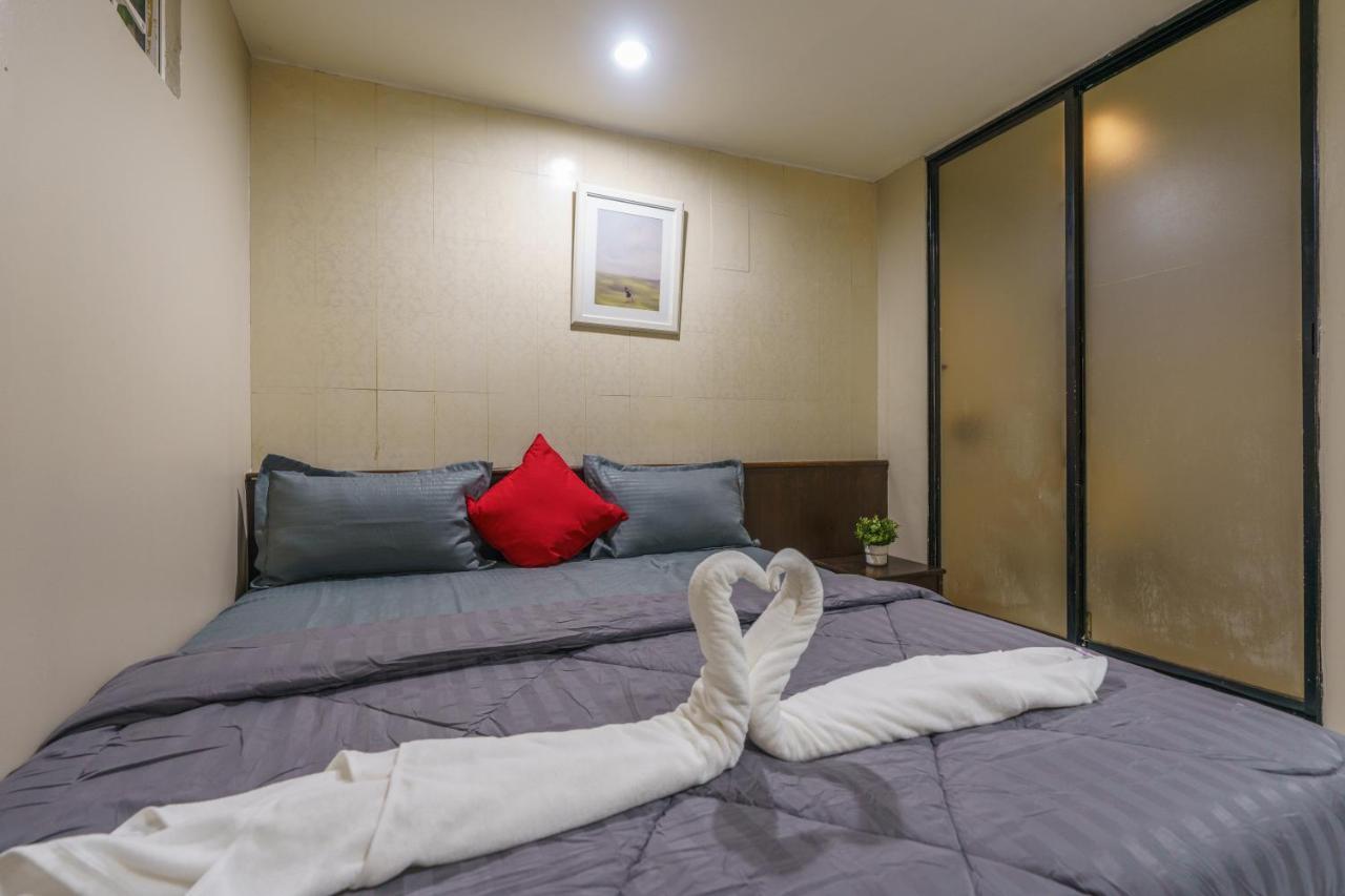 Cheqinn Bed Sukhumvit 4 Nana Plaza Bangkok Exteriör bild
