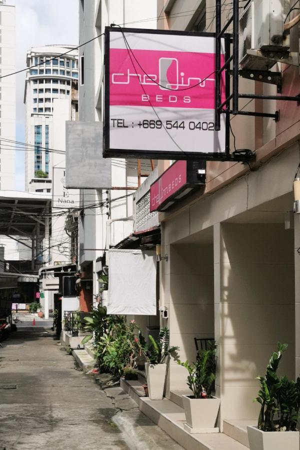 Cheqinn Bed Sukhumvit 4 Nana Plaza Bangkok Exteriör bild